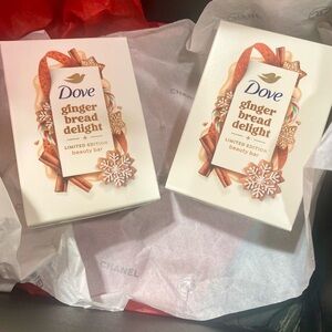 🎀Gingerbread delight Limited Edition Dove Beauty Bar. New in box! x2